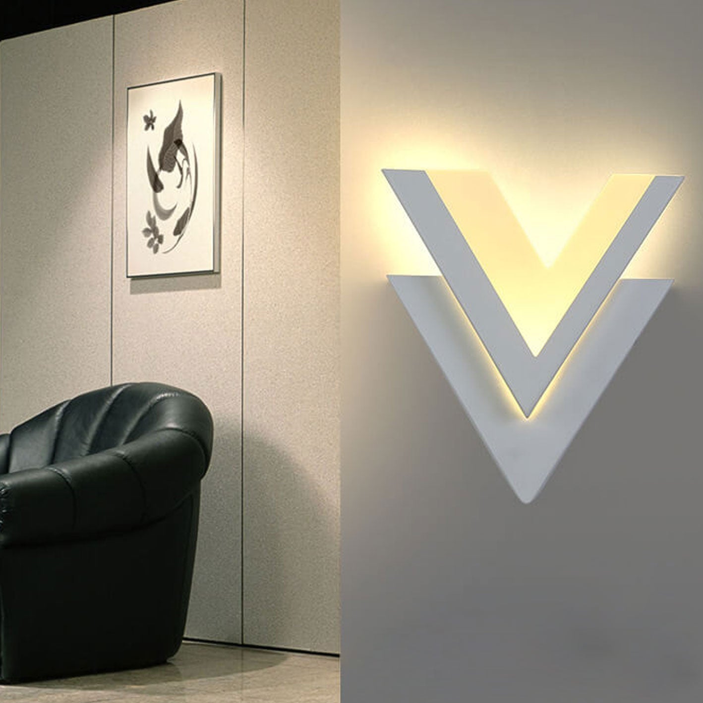 Skorter | Minimalist V-shaped LED wall lamp