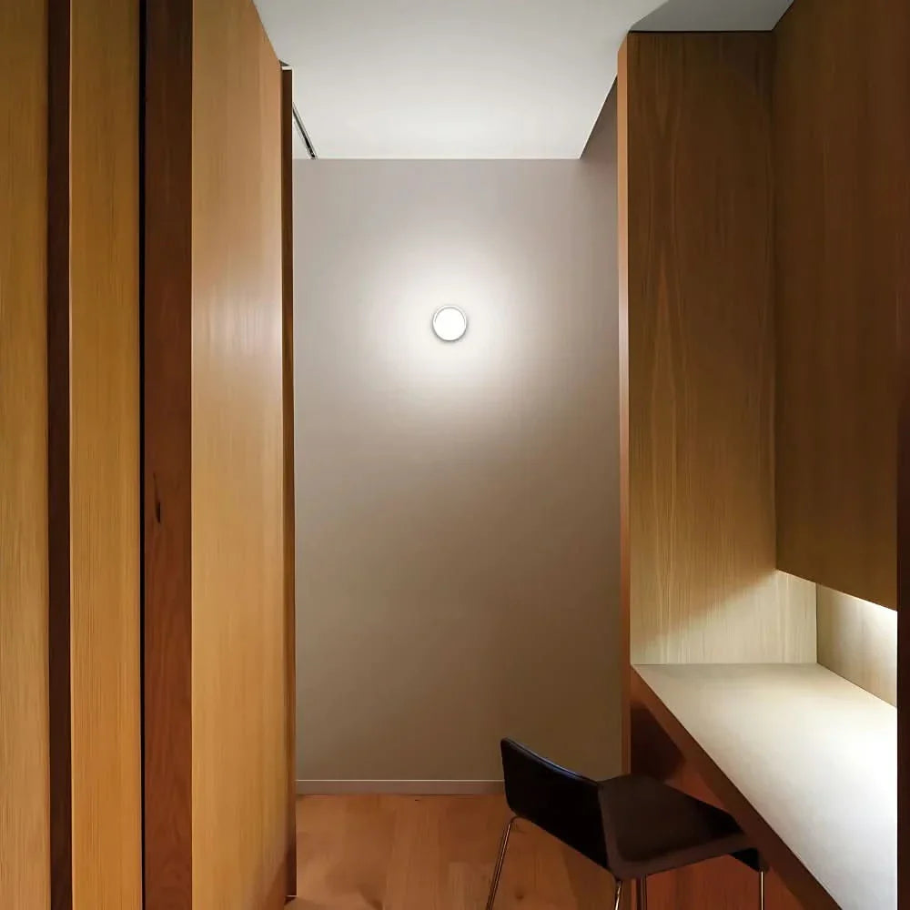 Skorter | Luminous LED Aluminum Wall Light – Minimalist Design