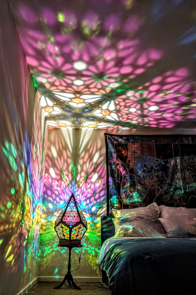Skorter | Glass-in-Block Style LED Table Lamp - LumiAura