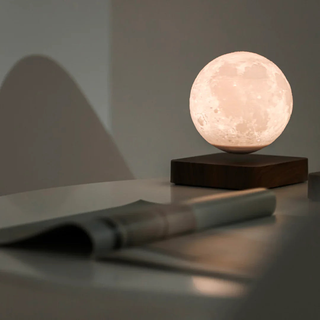 Skorter | Floating Moon Lamp
