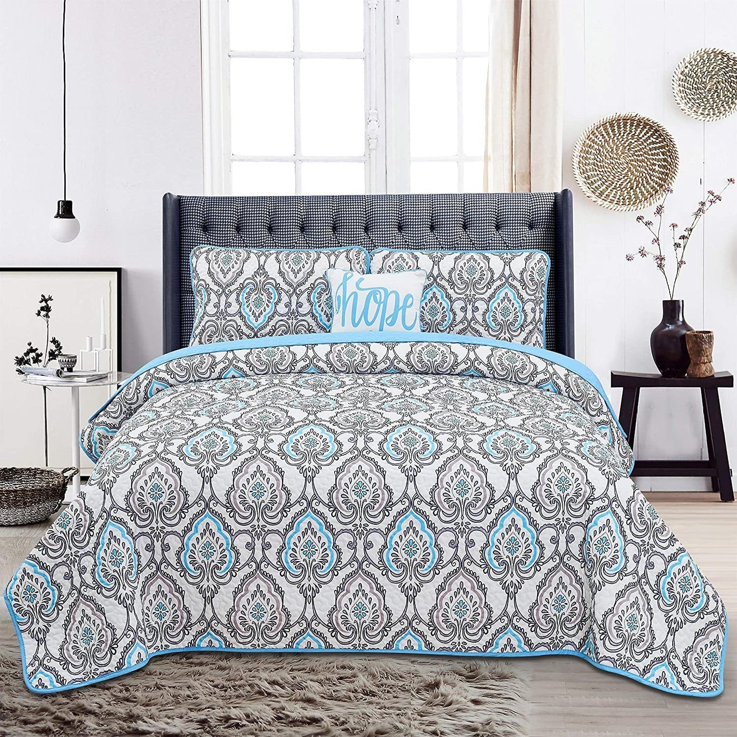 Skorter | 4-piece: Reversible Quilt Set - Assorted Styles