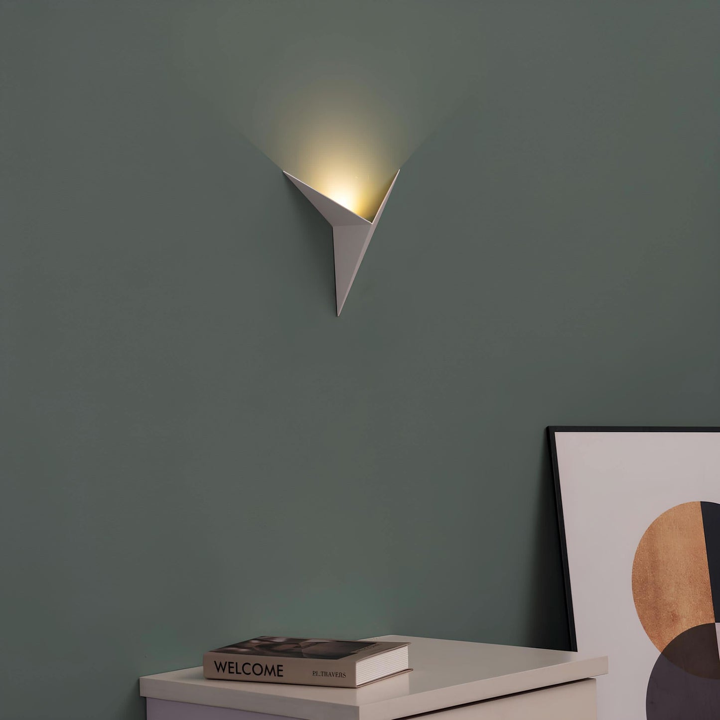 Skorter | Modern LED Triangular Wall Lamp for Stylish Interiors
