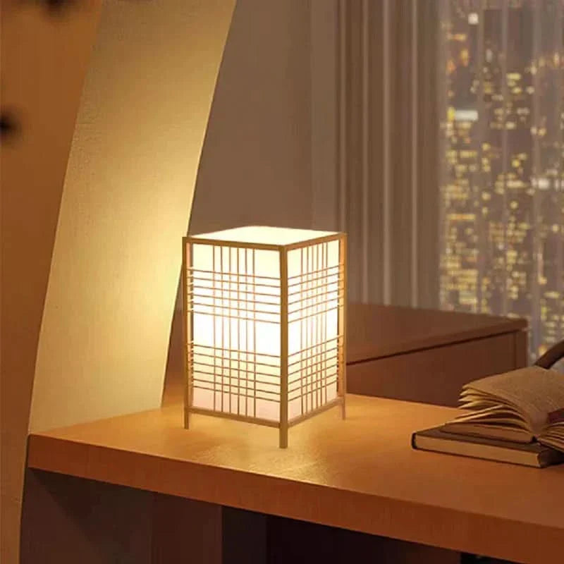 Skorter | Japanese Bamboo Table Lamp with Warm Light