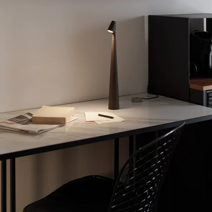 Skorter | LuminEssence Glow Sculpting Table Lamp