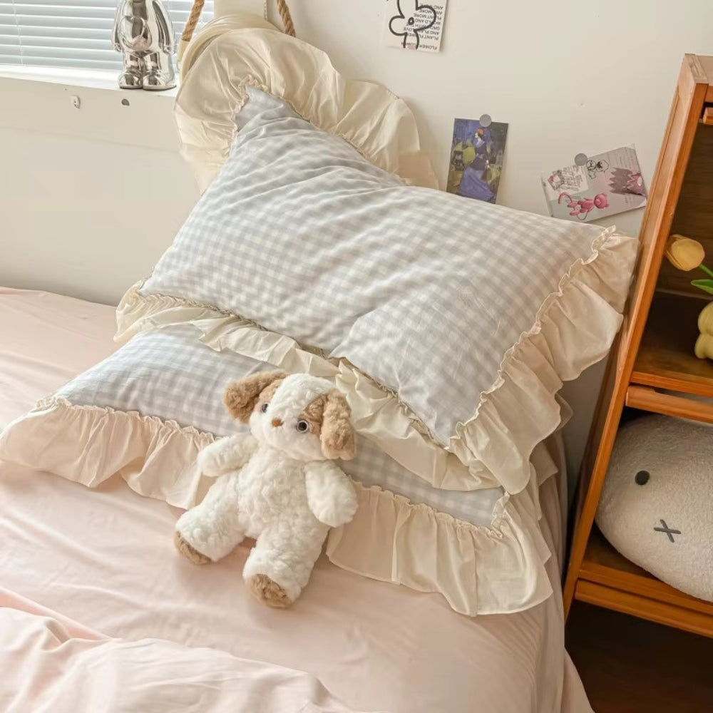 Skorter | Gingham Check Ruffled Edges Bedding Set