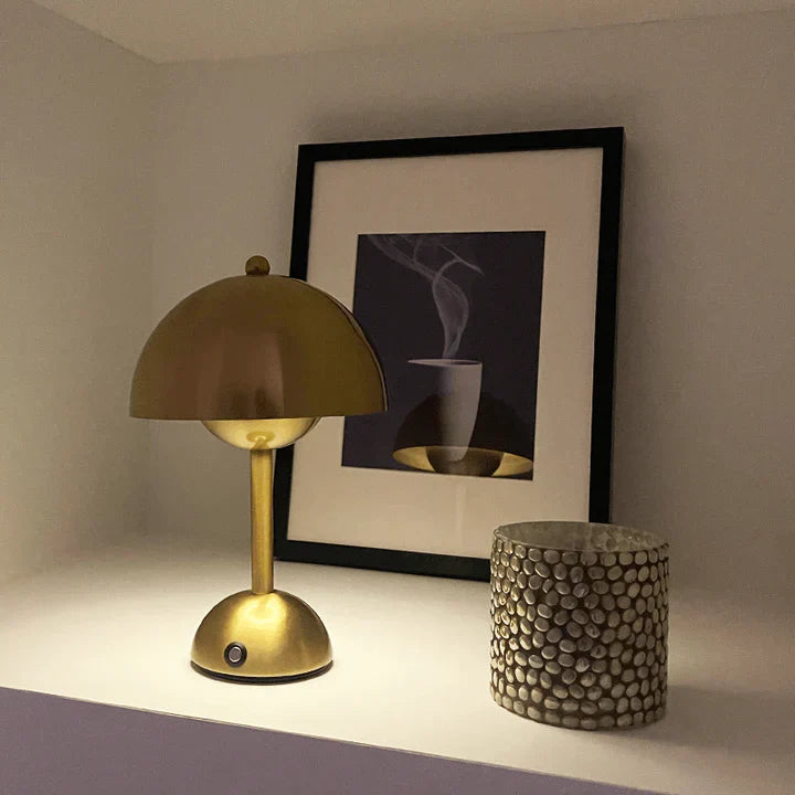 Skorter | Modern table lamp