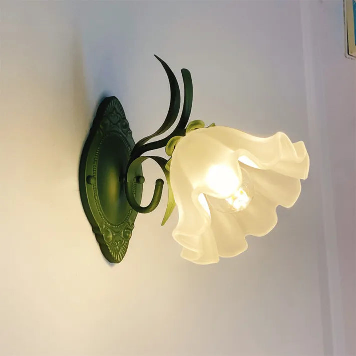 Skorter | LED Lily of the Valley Flower Wall Lamp - Decorative Floral Light Fixture for Living Room & Bedroom Decor