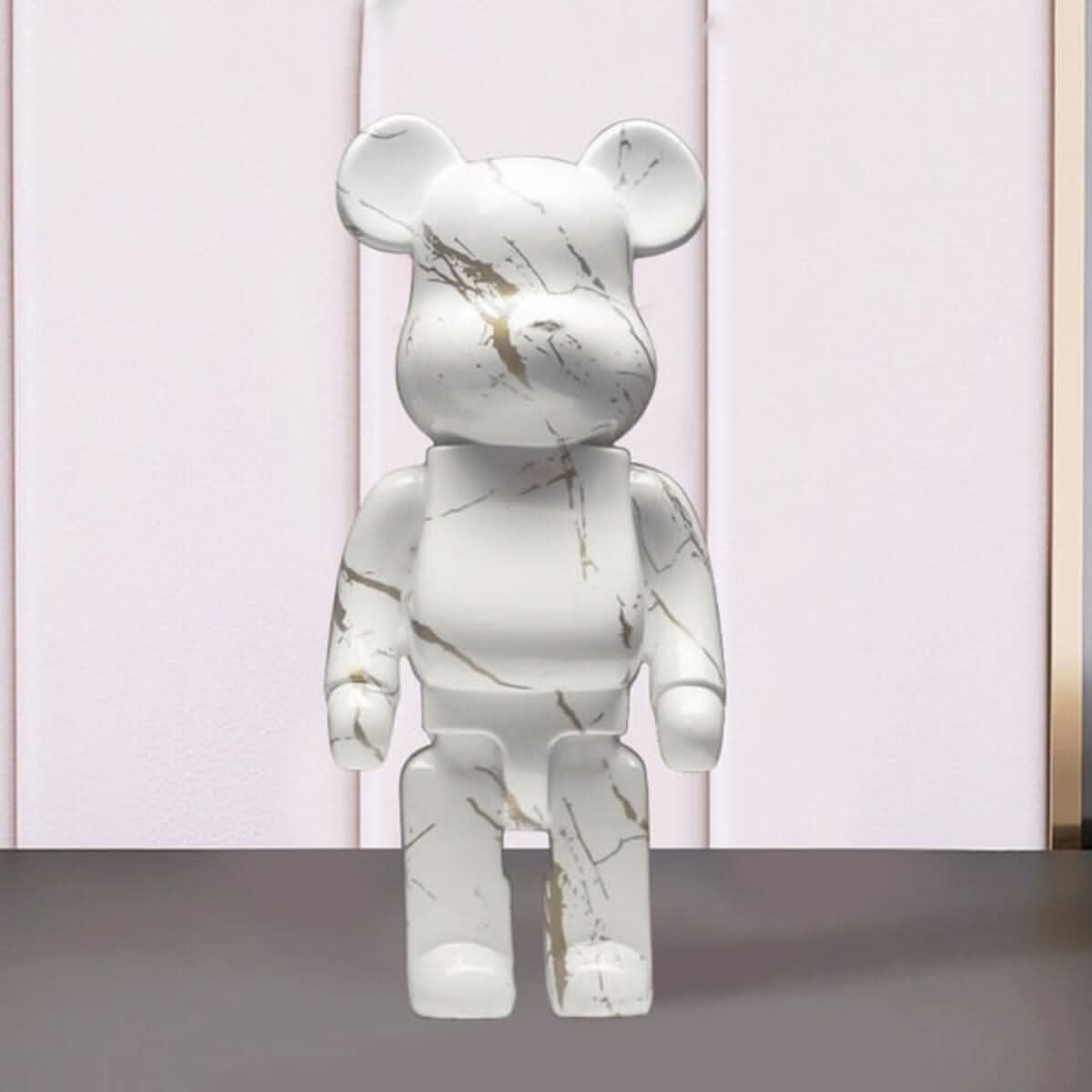 Skorter | Bear Street Art Resin Decor Figure
