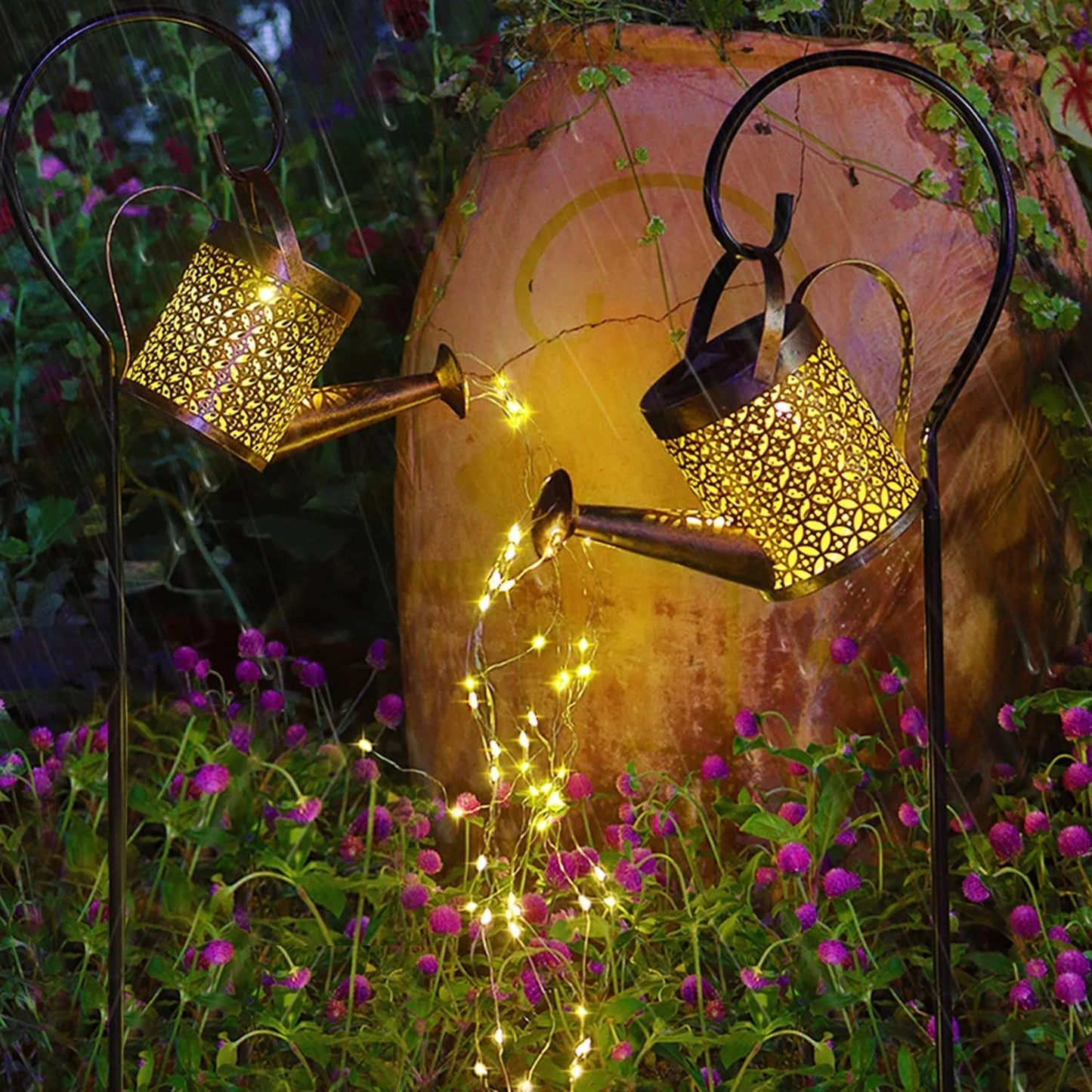 Skørter | Solvannfall Watering Can with Garden Lighting & Shepherd's Pole