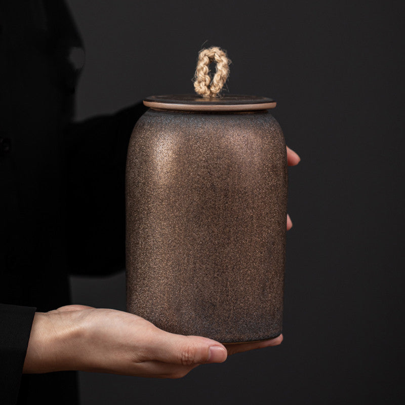 Skorter storage in ceramic