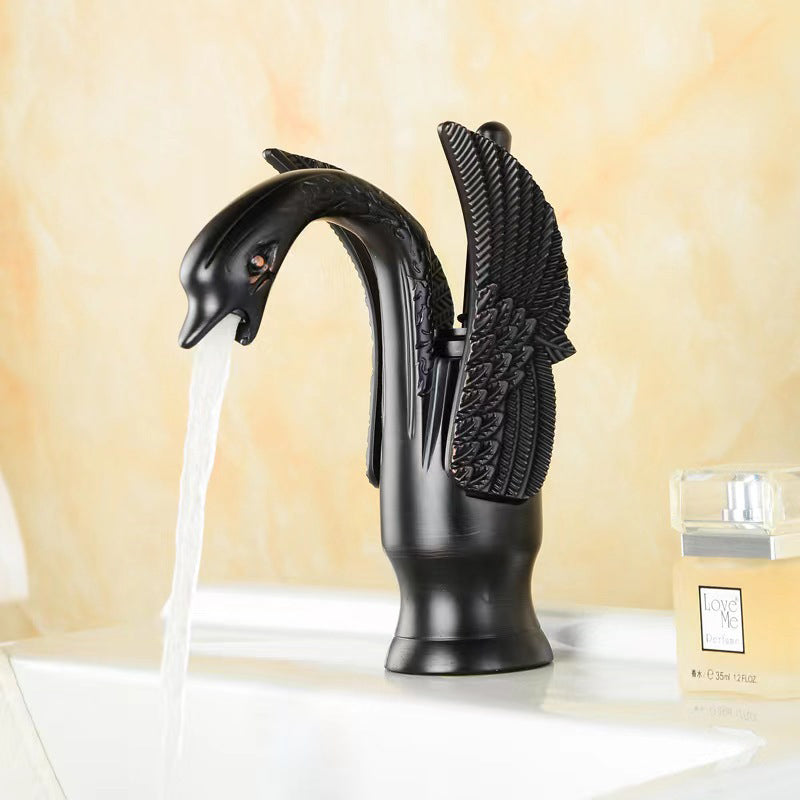 Skorter | Full brass bathroom sink faucet hot and cold water single lever sink faucet
