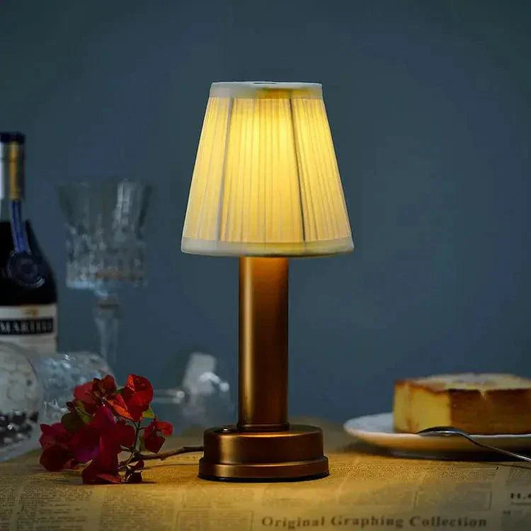 Skorter | ShineBeam - Chic Wireless Table Lamp Design
