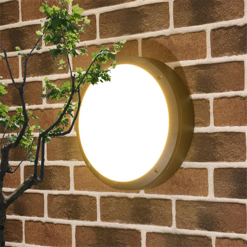 Skorter | RadiantGlow - LED Outdoor Wall Lamp