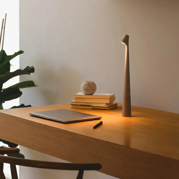 Skorter | LuminEssence Glow Sculpting Table Lamp