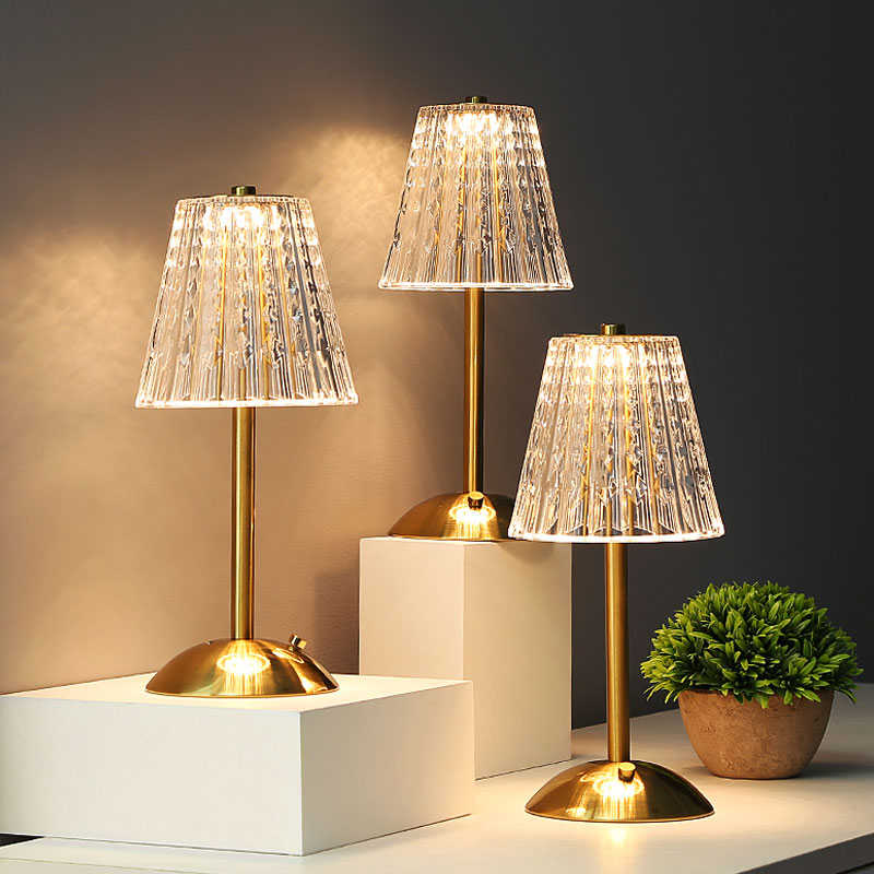 Skorter | Vintage Crystal LED Table Lamp with Adjustable Brightness