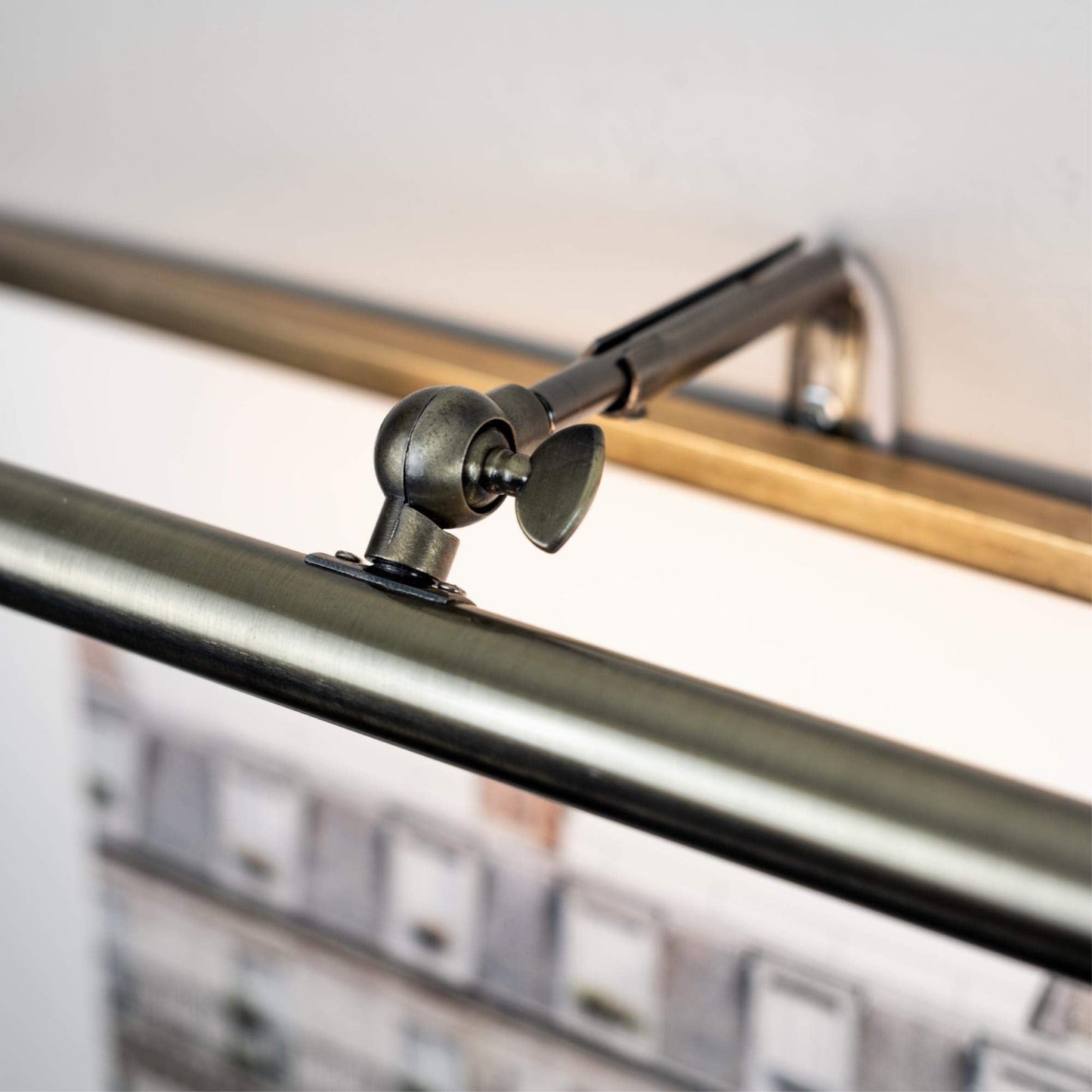 Skorter | Westinghouse 14" Adjustable LED Picture Lighting, 4W, Antique Brass, 3000K, Decorative Hinge