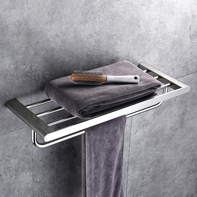 Skorter | Contemporary Bathroom Accessories Hardware Set in Silver with Soap Dish
