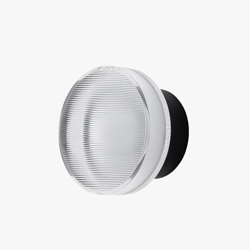 Skorter | Valyona – Modern Metal Wall Lamp | Black & Gold Cone Design | Warm LED Lighting