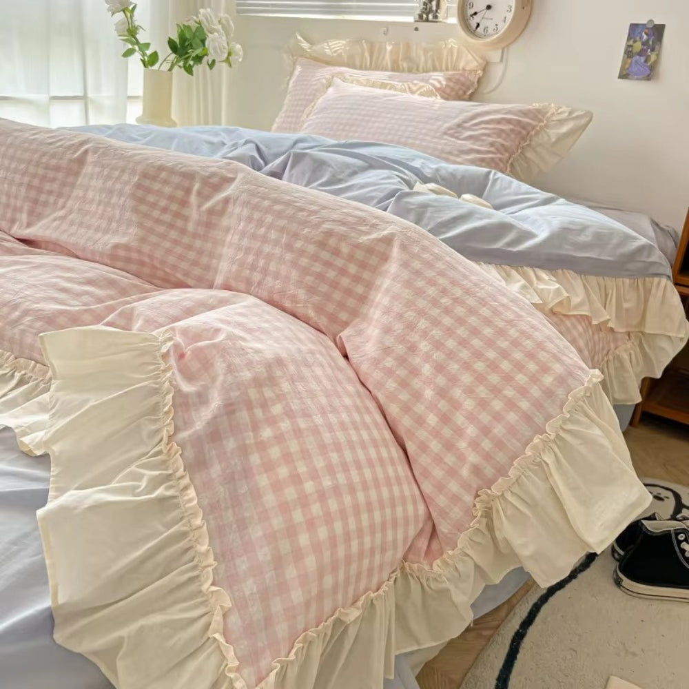 Skorter | Gingham Check Ruffled Edges Bedding Set