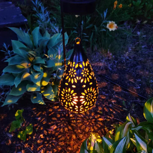 Skorter | Solar-powered & Weather-resistant Garden Lamp in Flower Design – For Stylish Outdoor Lighting