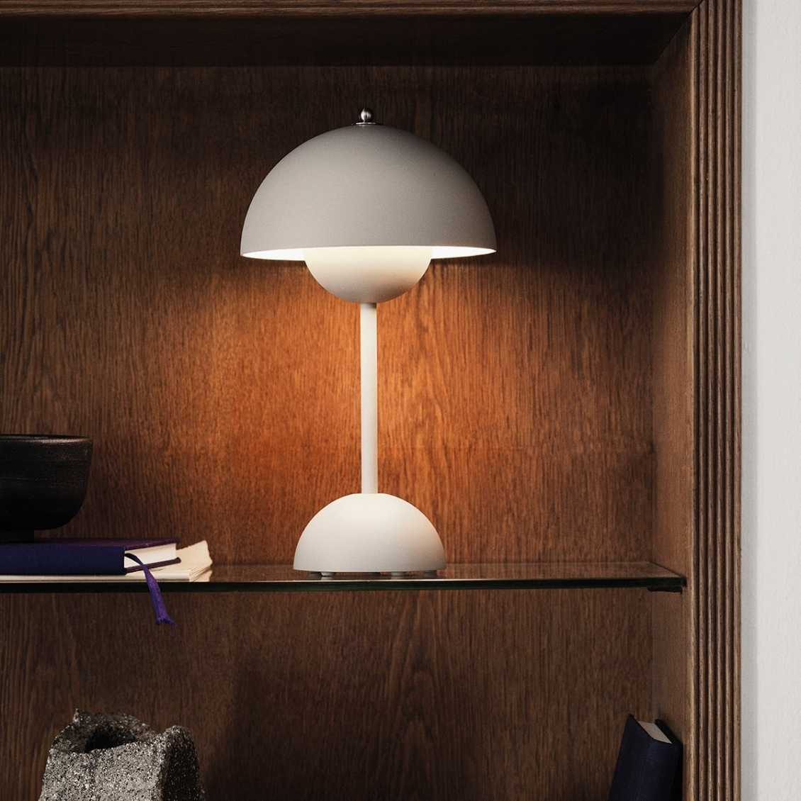 Skorter | SolarFlare - LED table lamp for a cozy interior