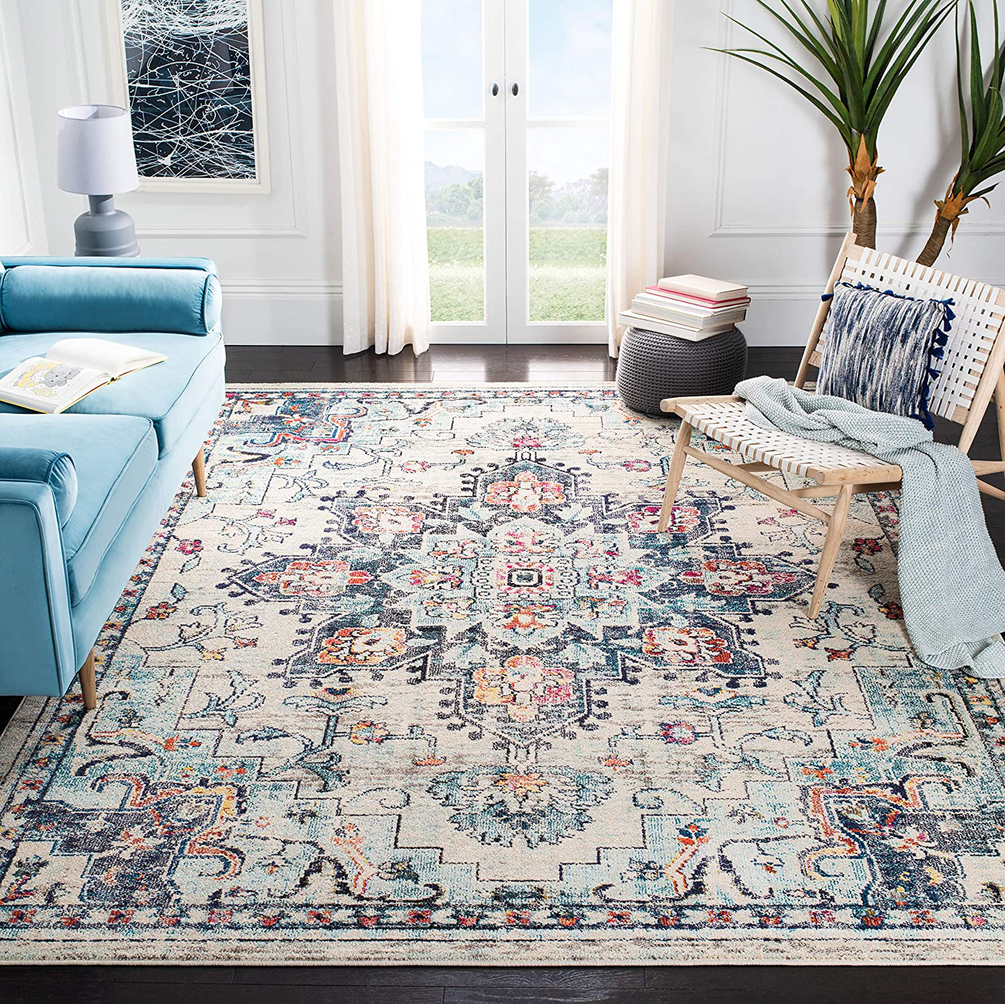 Skørter | Safavieh Madison Collection MAD473D Boho Chic Medallion Distressed Non-Shedding Stain Resistant Living Room Bedroom Area Rug, 2' x 8', Ivory / Light Blue