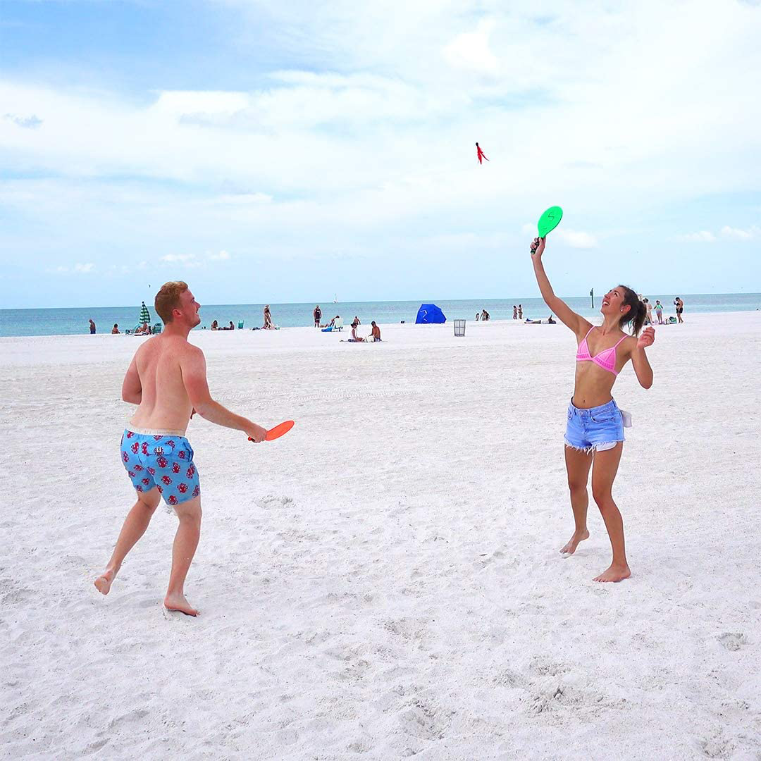 Skørter | Jazzminton Paddle Ball Game with Carrying Case - Indoor Outdoor Toy - Play on the Beach, Lawn or Backyard - 2 Wooden Rackets - 4 Shuttlecocks - 1 Ball
