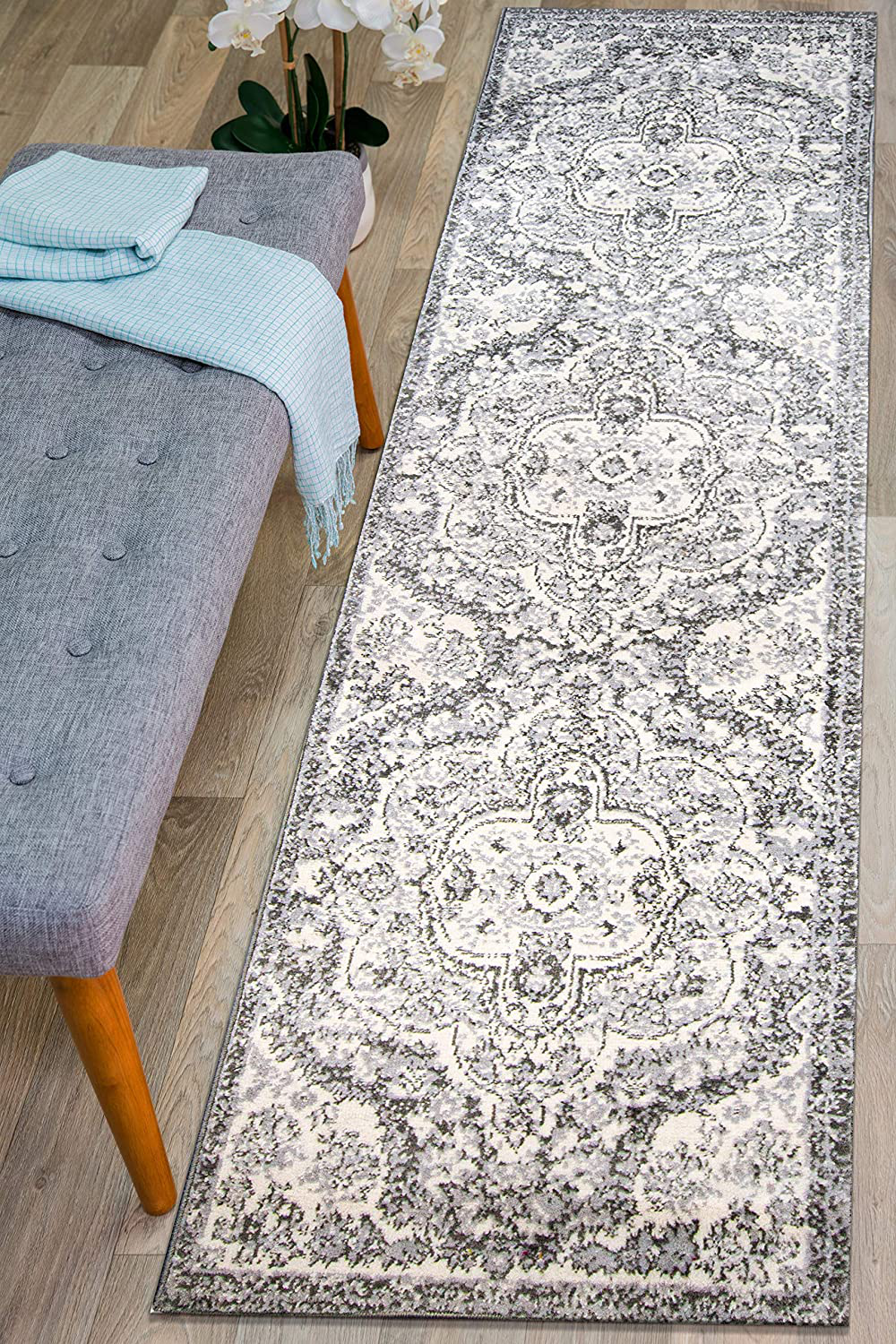Skørter | Rugshop Vintage Distressed Bohemian Runner Carpet 2' x 7' Ivory
