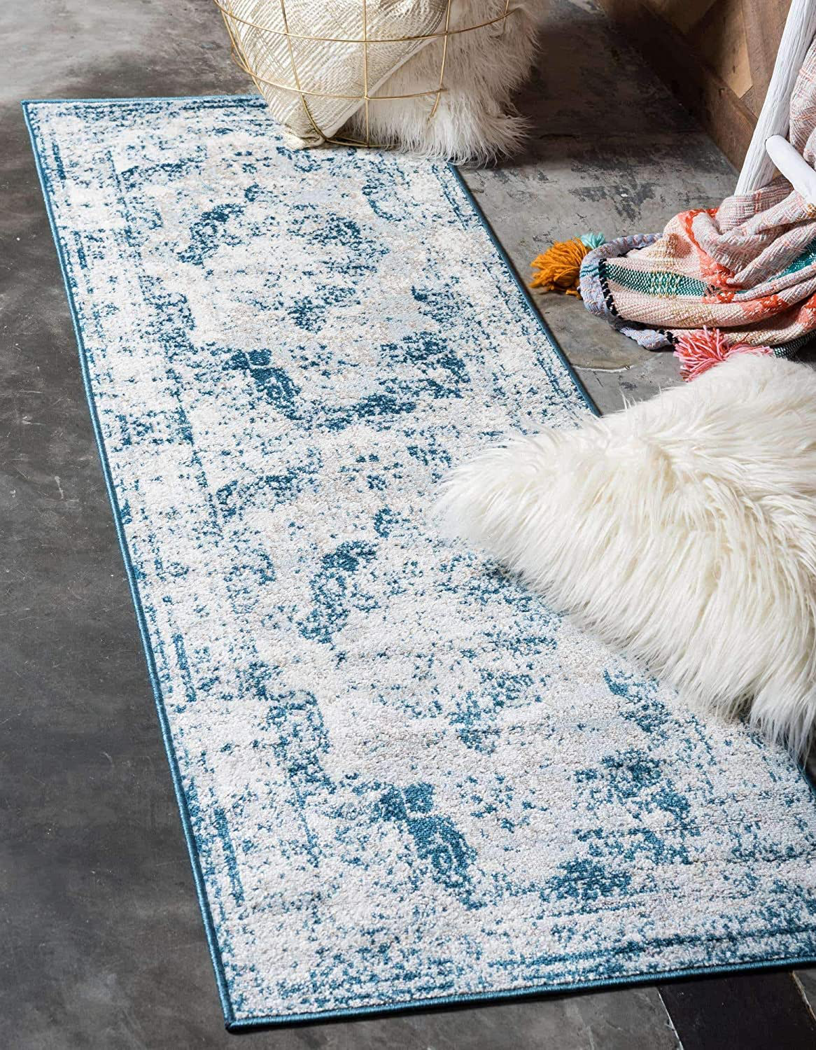 Skørter | Unique Loom Sofia Collection Area Traditional Vintage Rug, French Inspired Perfect for All Home Decor, 2' 0 x 13' 0 Runner, Blue/Light Blue
