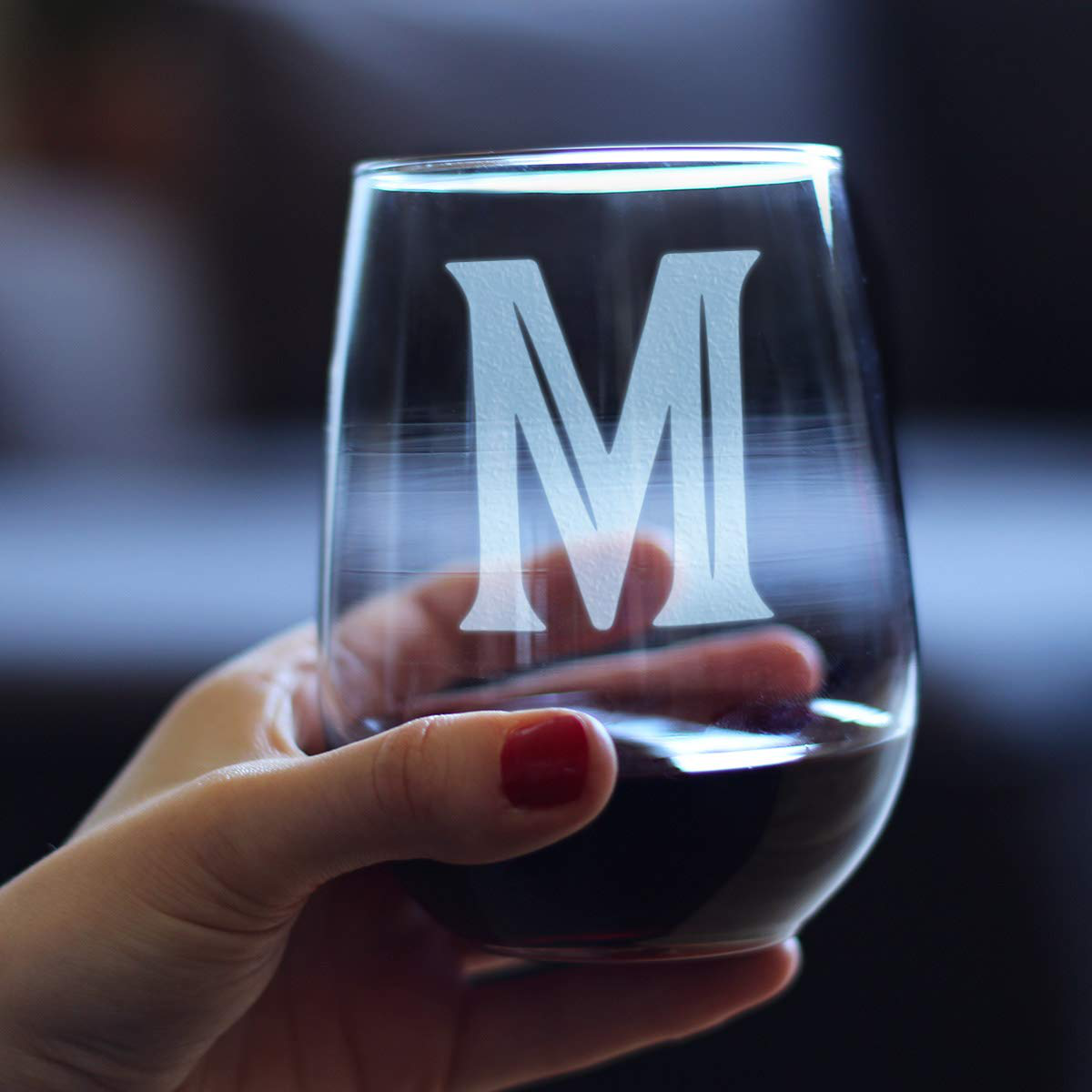 Skorter | Monogram Fet capital letter M - Without stem wine glass - Personalized gifts for women and men - Large engraved glass