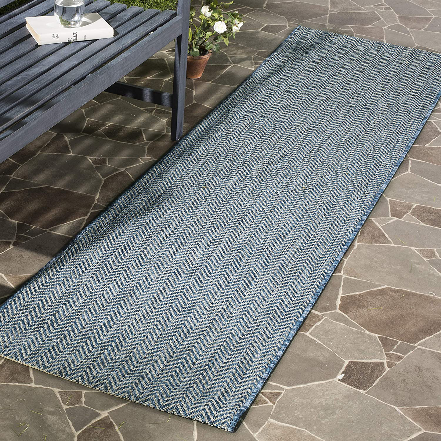Skørter | Safavieh Courtyard Collection CY8022 Indoor/ Outdoor Non-Shedding Stain Resistant Patio Backyard Runner, 2'3" x 6'7", Navy Blue / Gray
