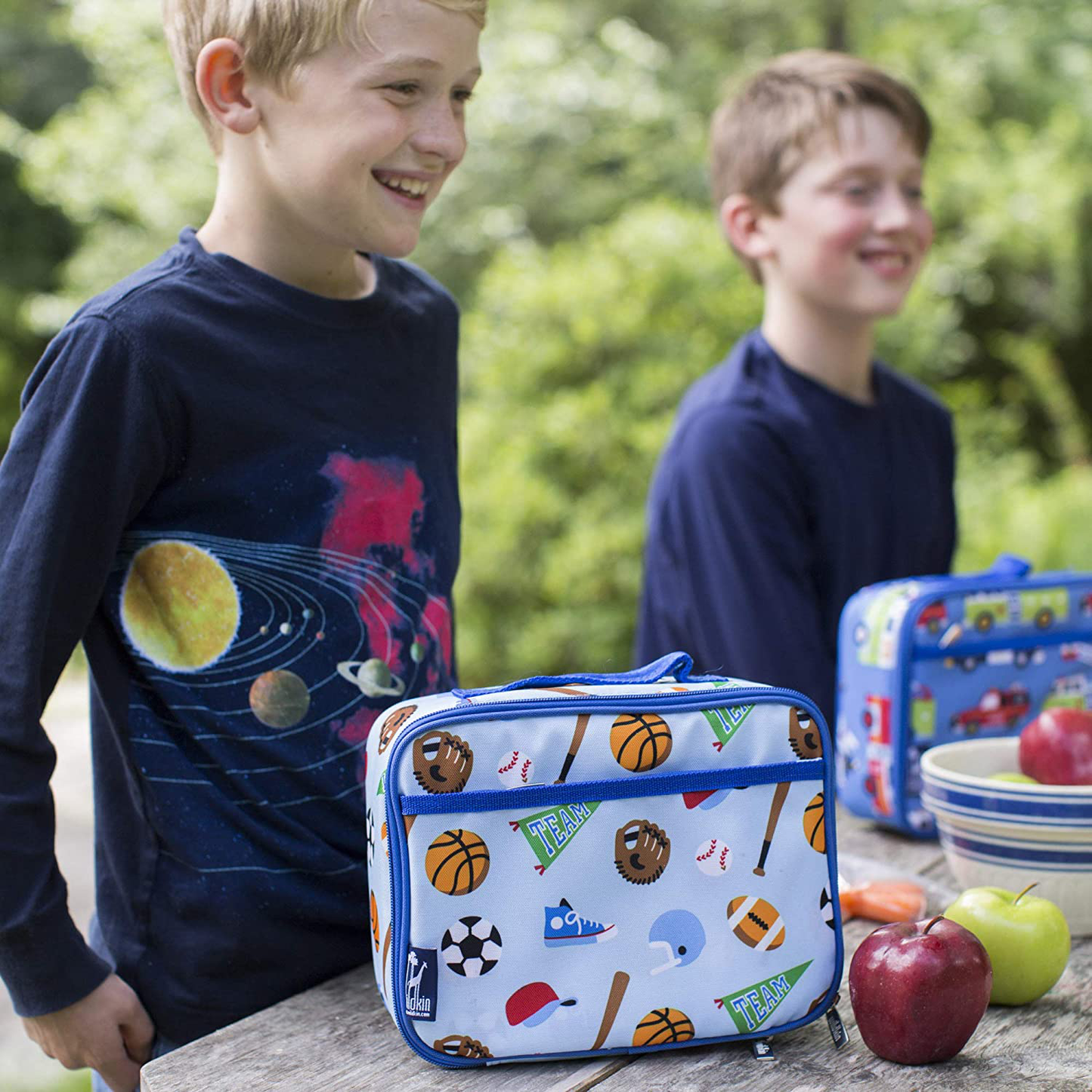 Skørter | Wildkin Kids Insulated Lunchbox Bag for Boys and Girls, Perfect Size for Packing Hot or Cold Snacks for School and Travel, Measures 9.75 x 7 x 3.25 Inches, BPA-Free, Olive Kids (Jurassic Dinosaurs)