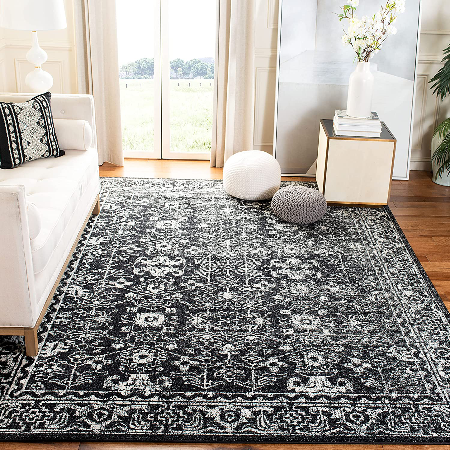 Skørter | Safavieh Evoke Collection EVK270K Shabby Chic Distressed Non-Shedding Stain Resistant Living Room Bedroom Area Rug, 3' x 3' Square, Charcoal / Ivory