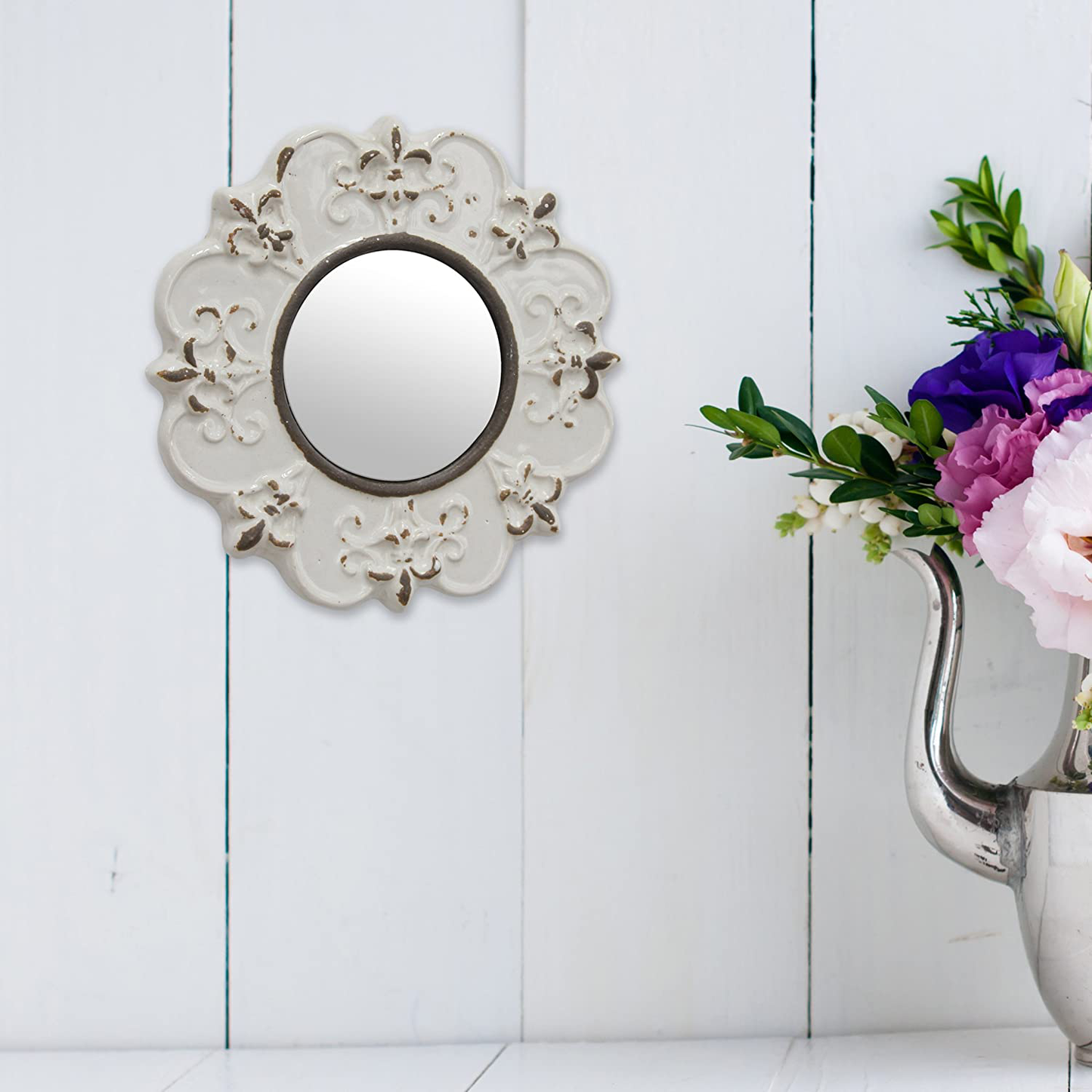 Skørter | Stonebriar White Hanging Wall Mirror, 8"