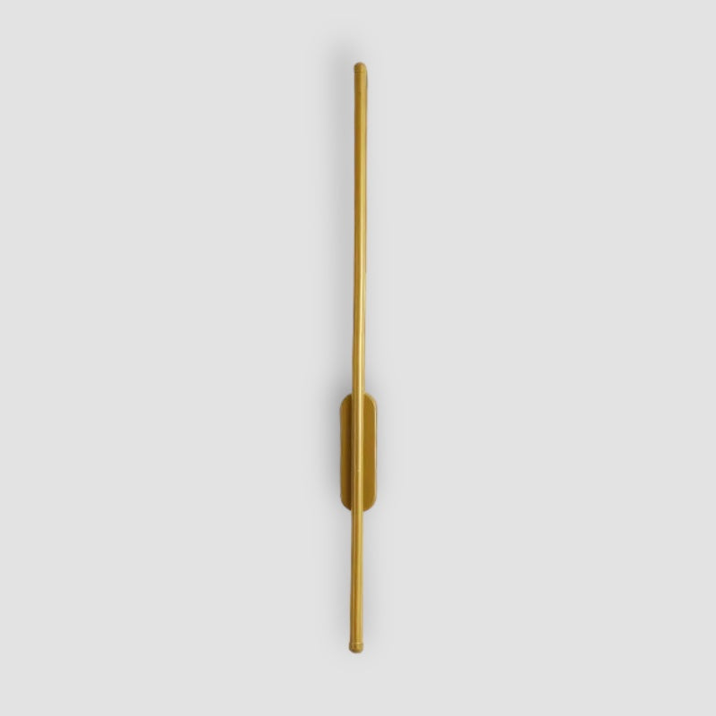 Skorter | SofaLume – Modern Wall Lamp in Black and Gold for Stylish Living