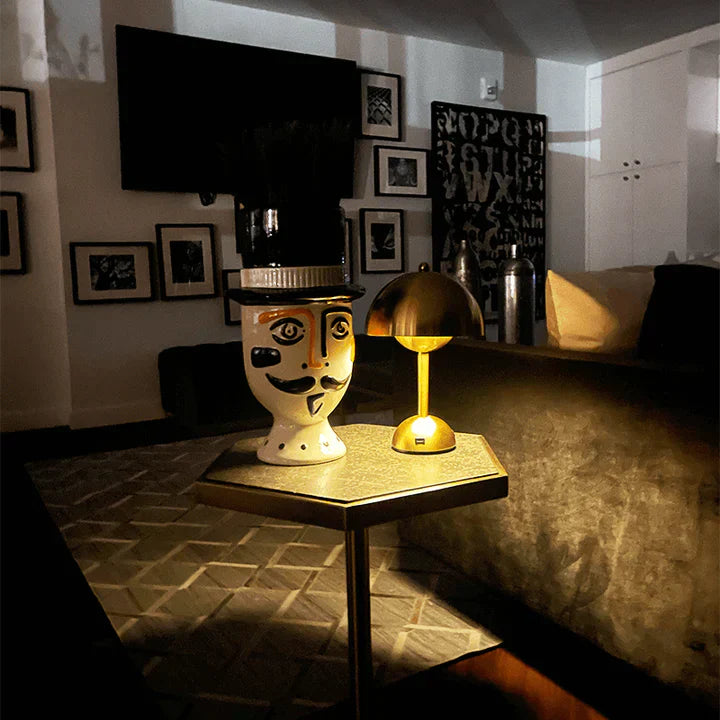 Skorter | Modern table lamp