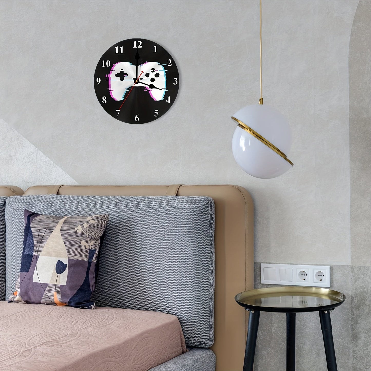 Skorter | Round Wall Clock for Gamers - Wooden Clock with Battery, 25.4cm
