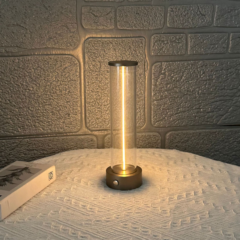 Skorter | Adjustable LED magnetic light with customizable brightness – Portable outdoor light with non-slip base