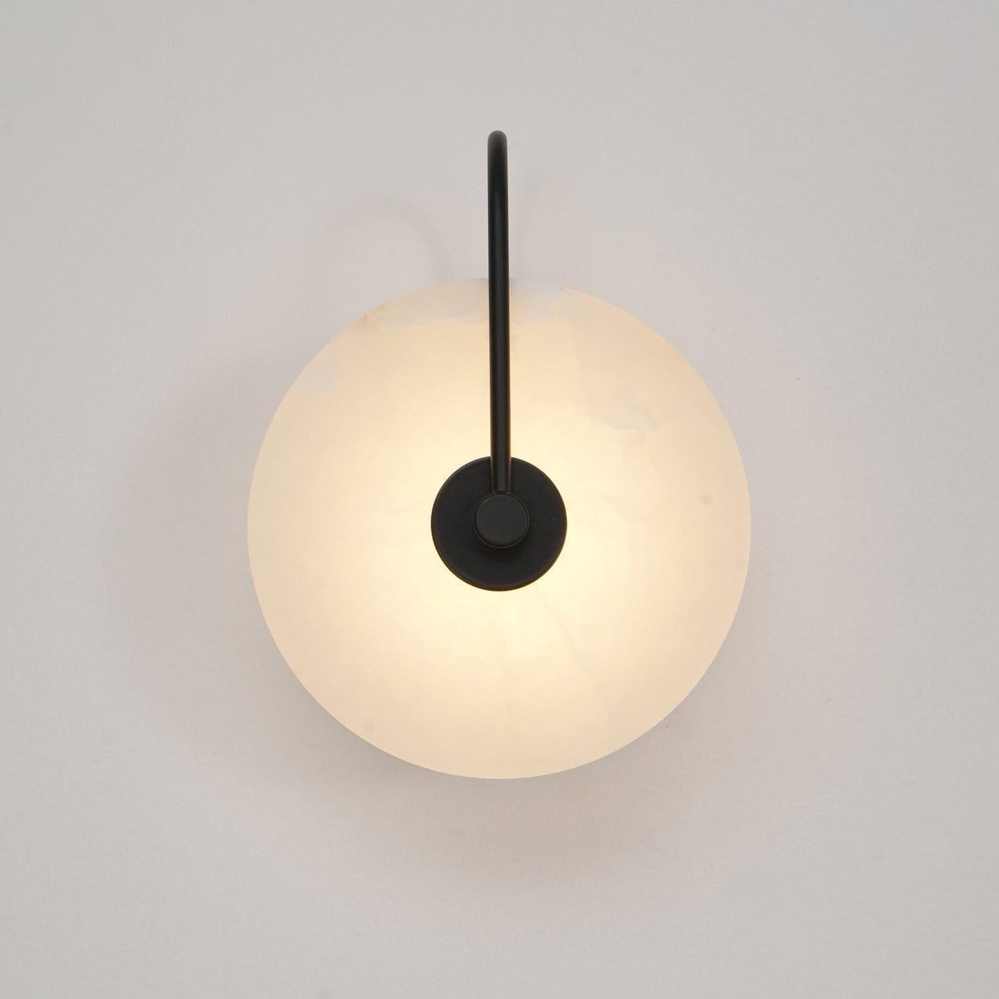 Skorter | Alabaster LED Wall Lamp