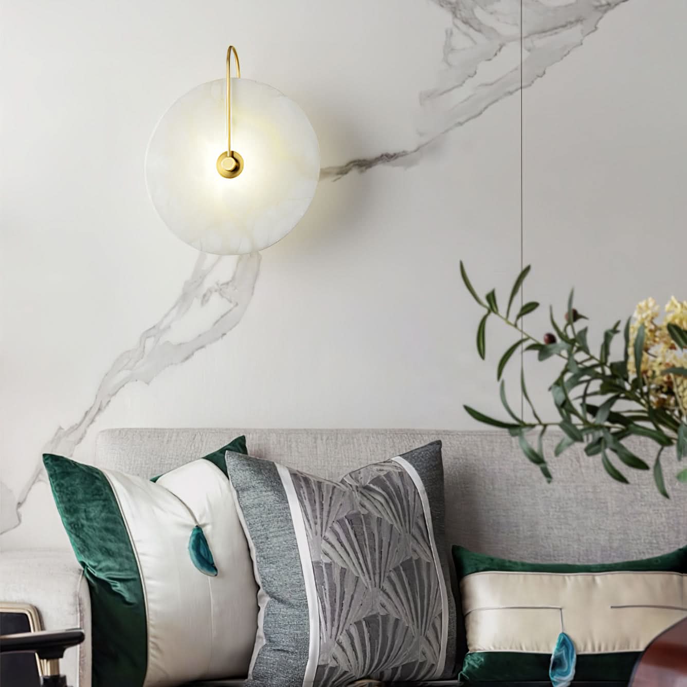 Skorter | Alabaster LED Wall Lamp – Modern Ambient Lighting