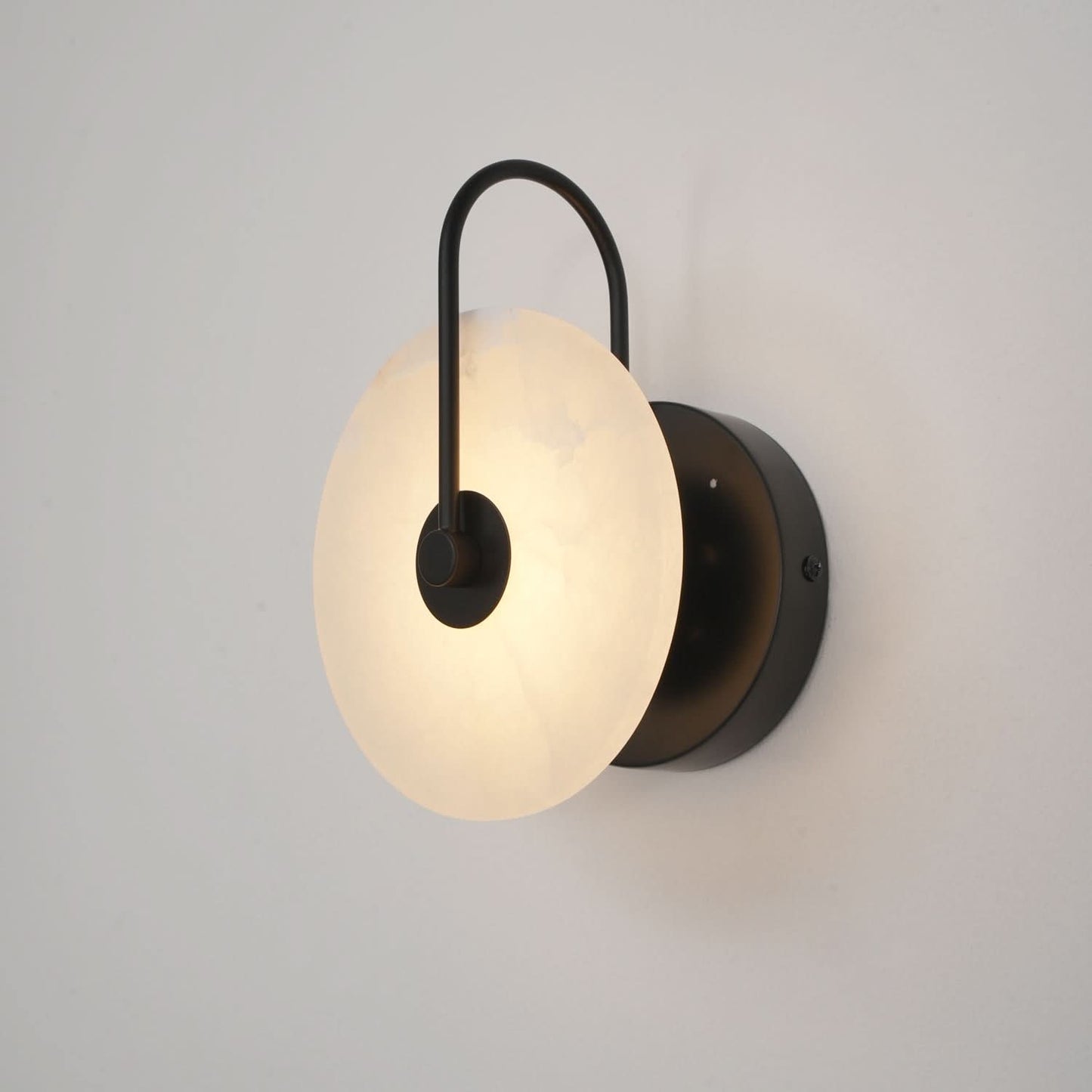 Skorter | Alabaster LED Wall Lamp – Modern Ambient Lighting