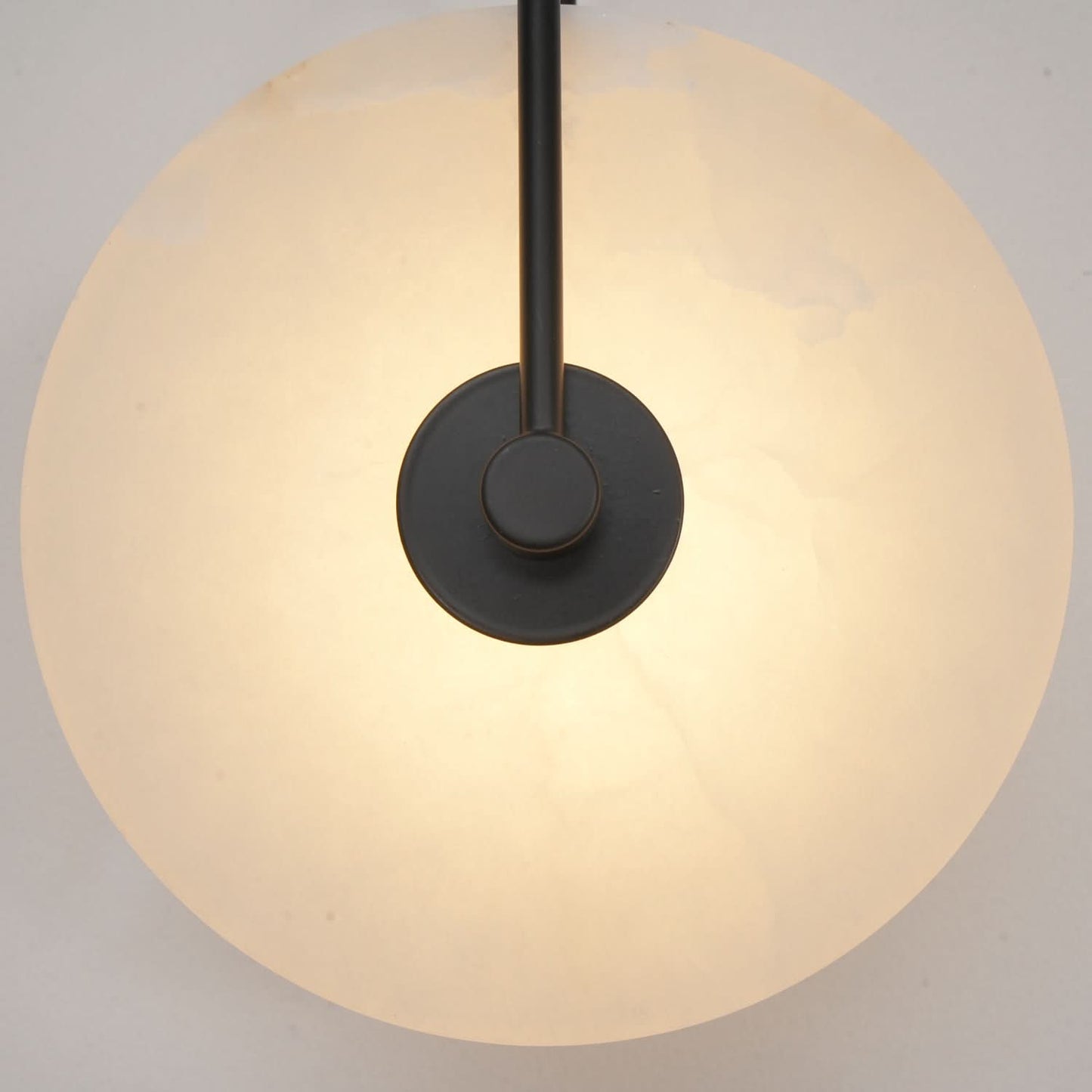 Skorter | Alabaster LED Wall Lamp – Modern Ambient Lighting