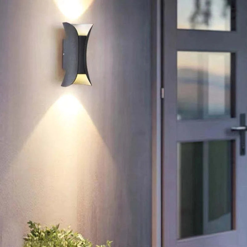 Skorter | HydraBeam - Modern Waterproof LED Wall Lamp