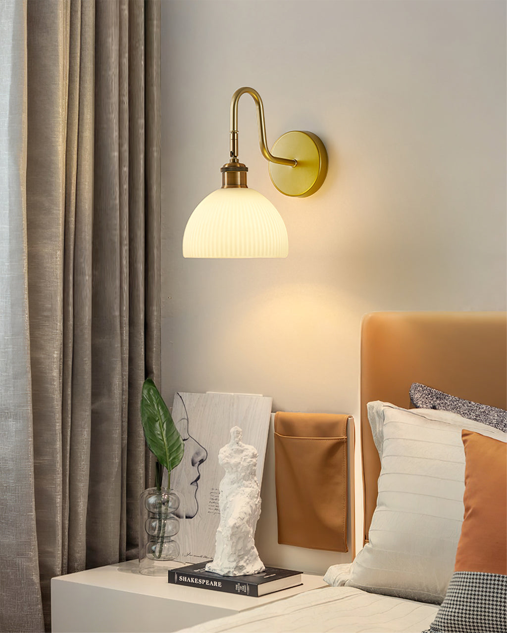 Skorter | HeritageBeam – Classic Wall Lamp with Luxe Elegance