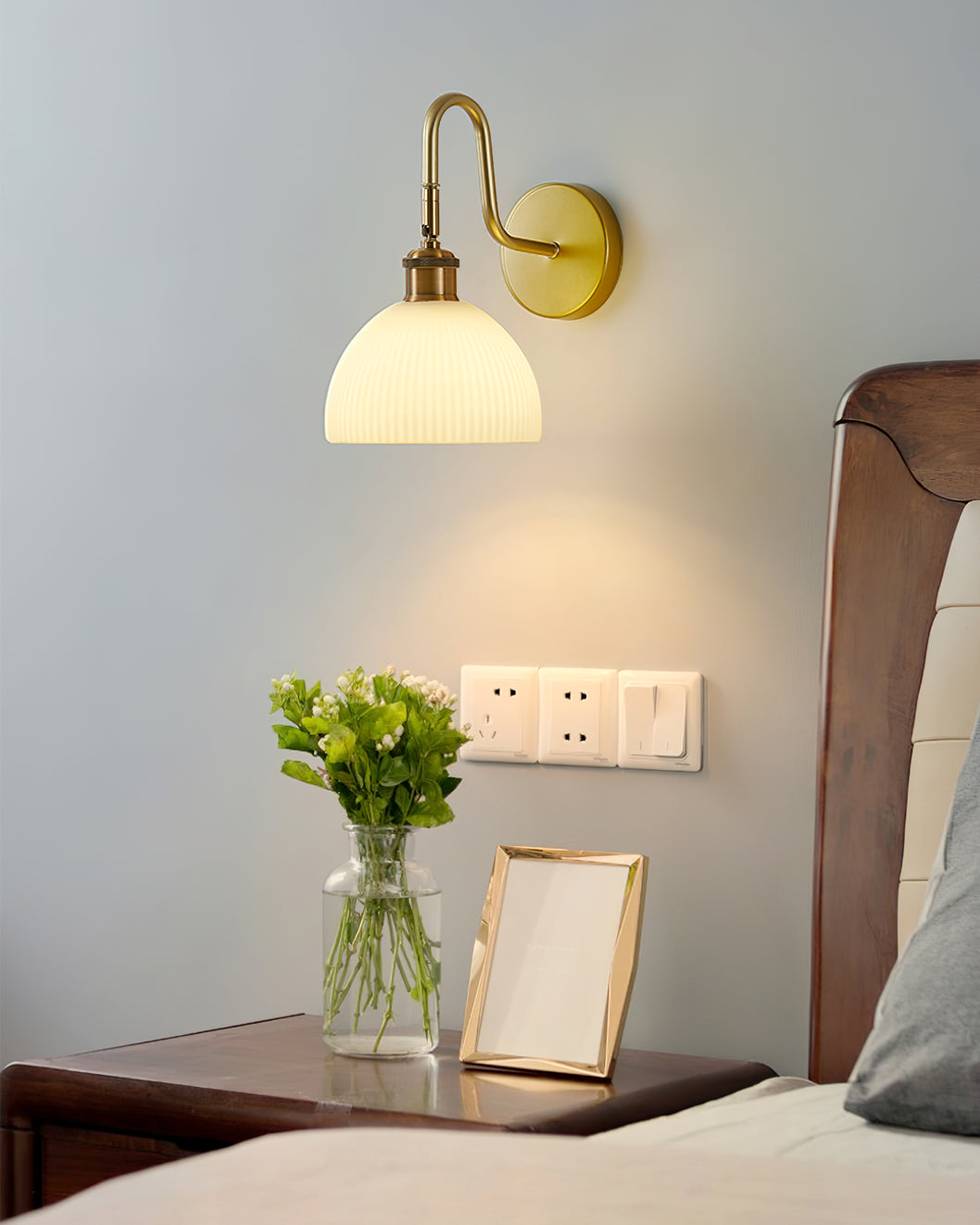 Skorter | HeritageBeam – Classic Wall Lamp with Luxe Elegance