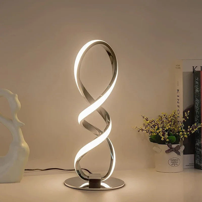 Skorter | Luxe Lines Table Lamp