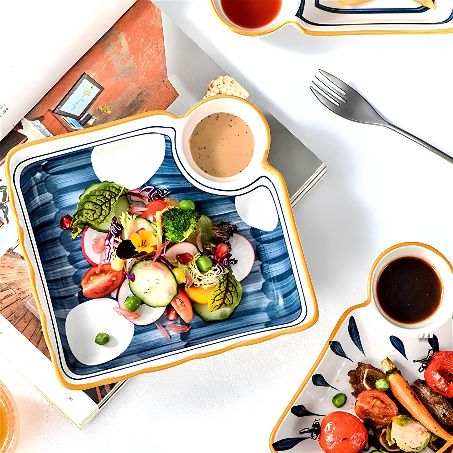 Skorter square plates with sauce bowl