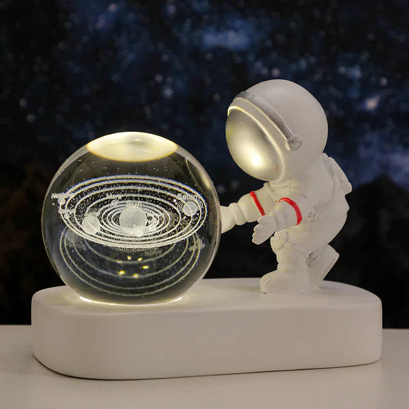 Skorter | Astronaut Night Light - Room Lamp with LED and Crystal Ball