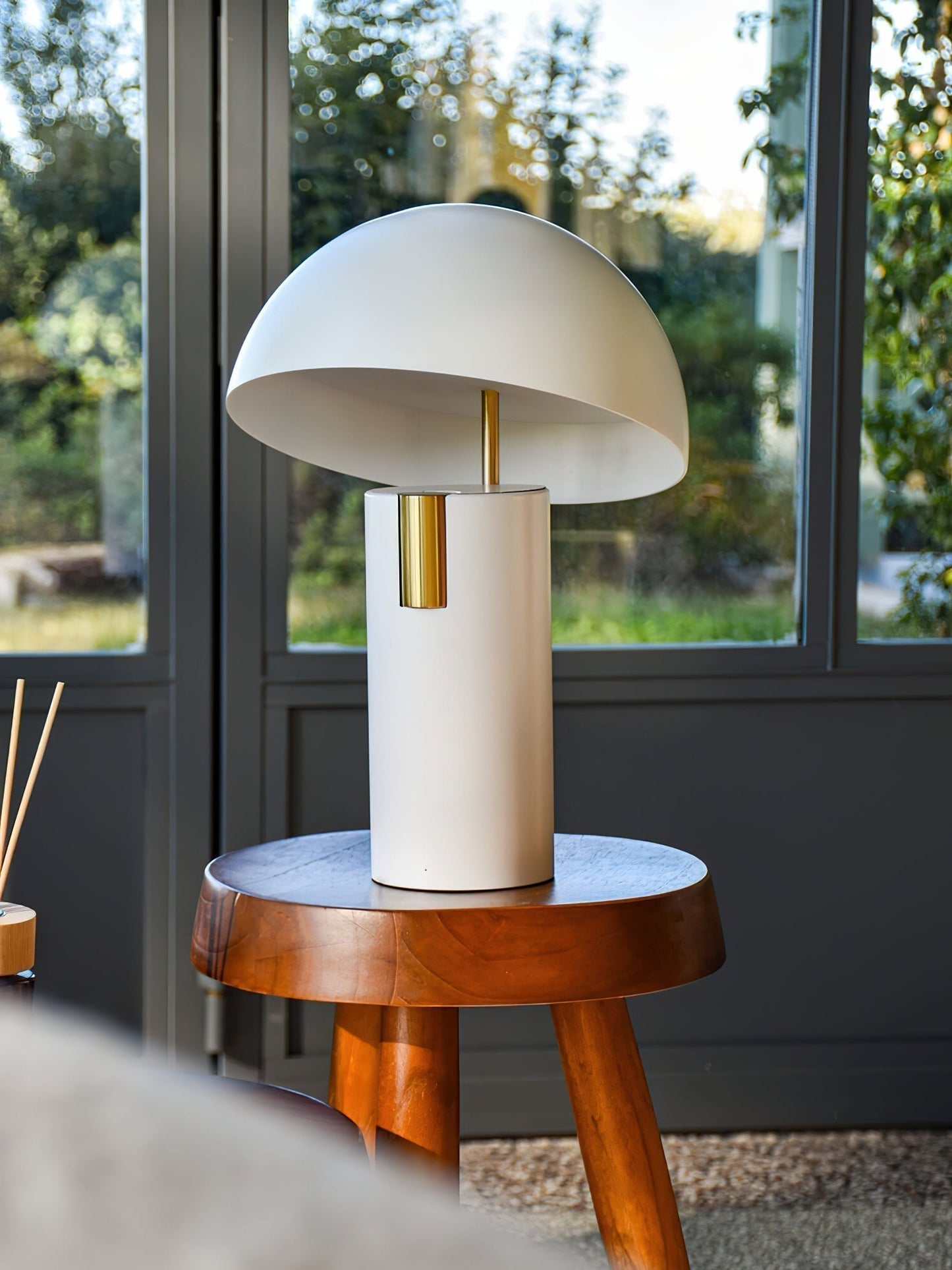 Skorter | Table Lamp - RetroWave - Minimalist & Adjustable Design - Chic Modern Elegance