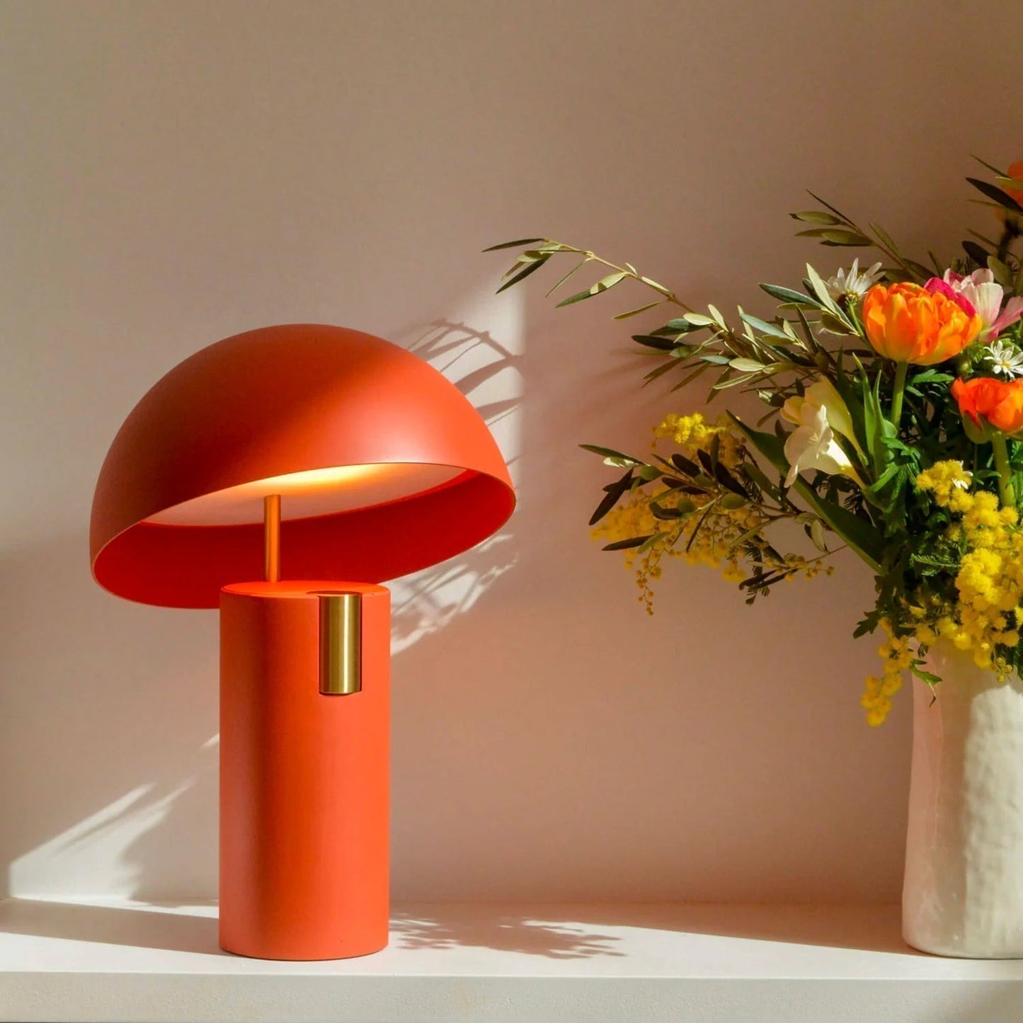 Skorter | Table Lamp - RetroWave - Minimalist & Adjustable Design - Chic Modern Elegance